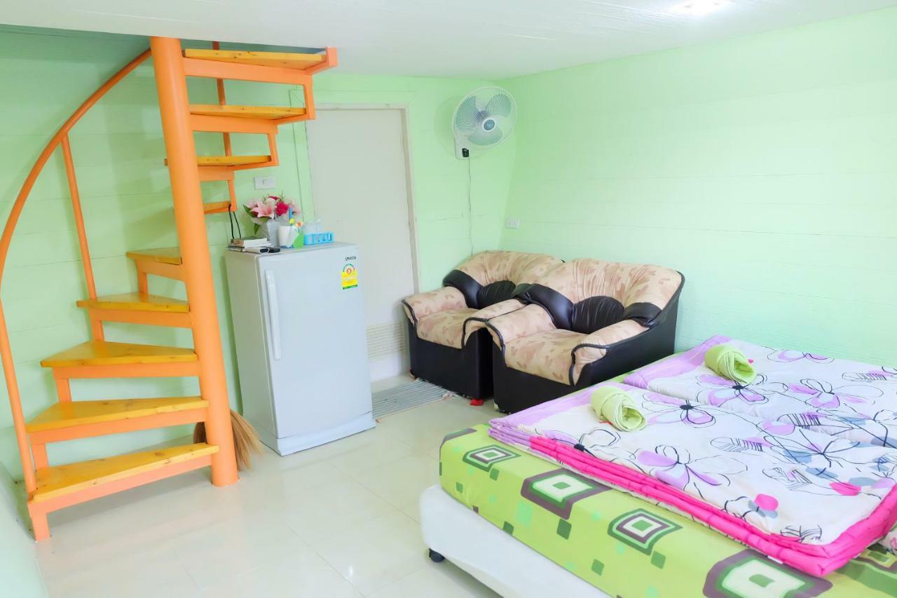 A Houses Homestay Nakhonratchasima Eksteriør bilde